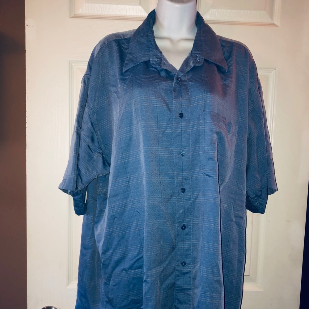 Men’s Shirt Sleeved Dress Shirt Size XL